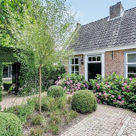 Van Gogh Cottage Nuenen Quarto foto